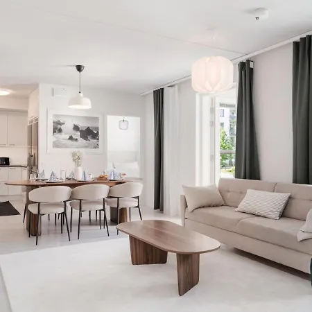 Spacious 3-bedroom With Sauna Near Centre Apartman