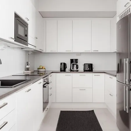 Spacious 3-bedroom With Sauna Near Centre Lägenhet Helsingfors