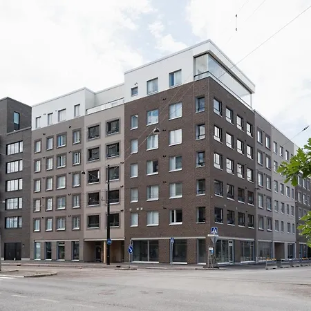 Spacious 3-bedroom With Sauna Near Centre *